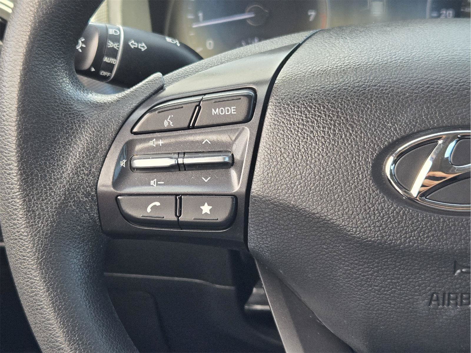 Used 2022 Hyundai Kona SE w/ Cargo Package FWD image 25