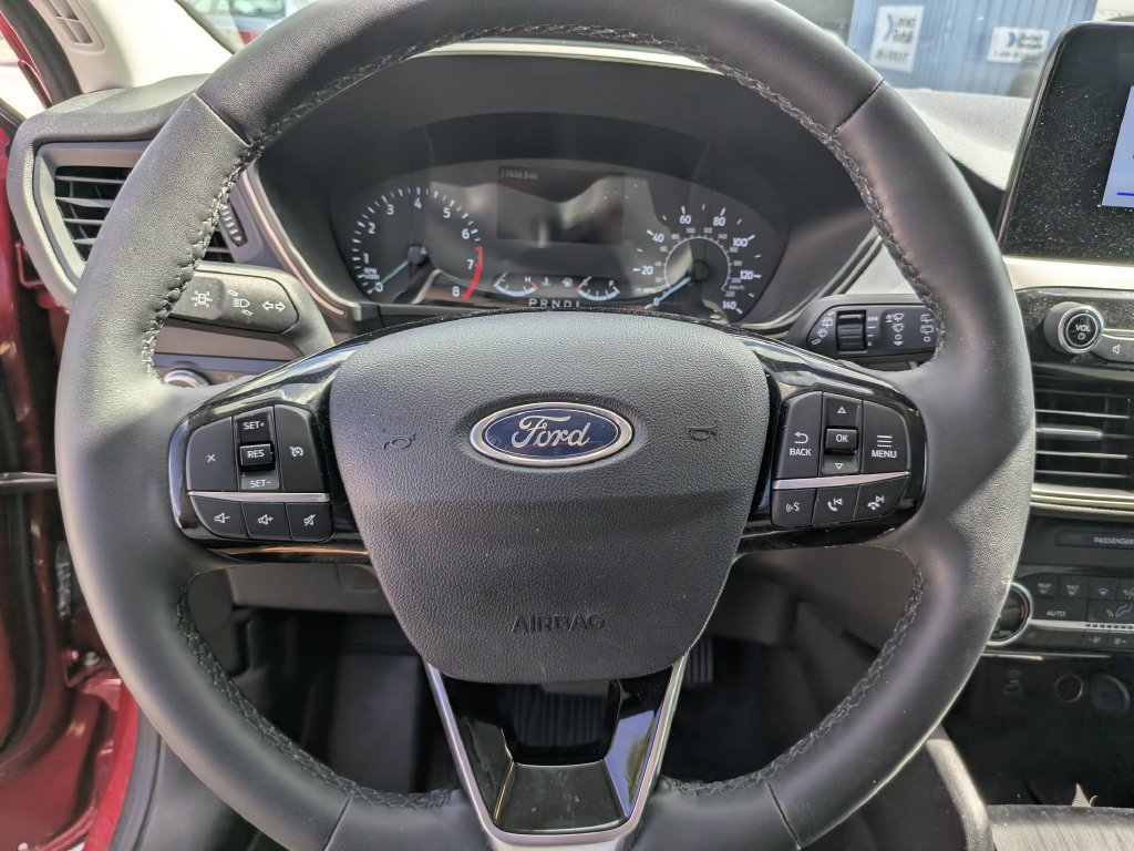 Certified 2022 Ford Escape SE w/ SE Sport Appearance Package FWD image 28