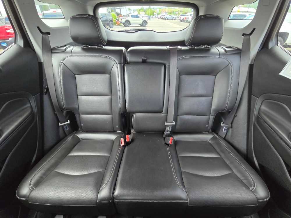 Used 2022 GMC Terrain SLT AWD/4WD image 17