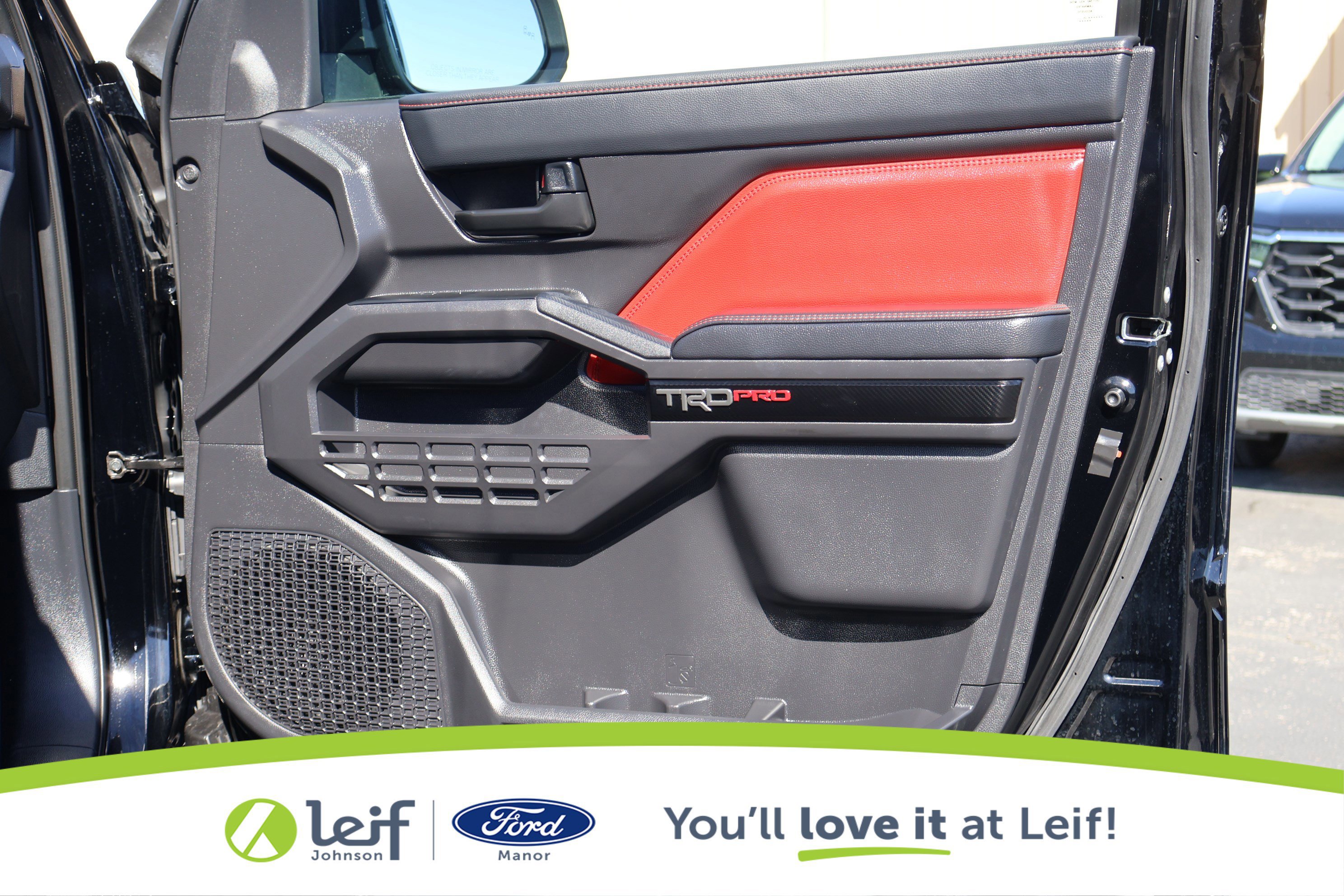 Used 2025 Toyota Tacoma TRD Pro image 35