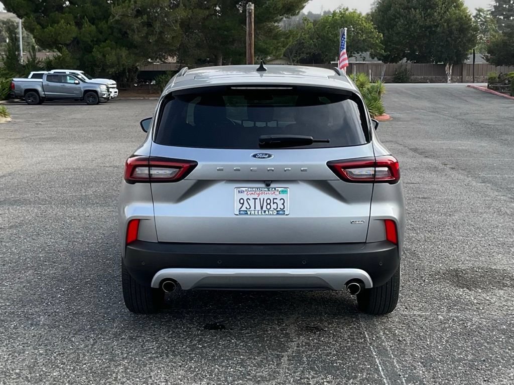 Certified 2024 Ford Escape SE FWD image 5