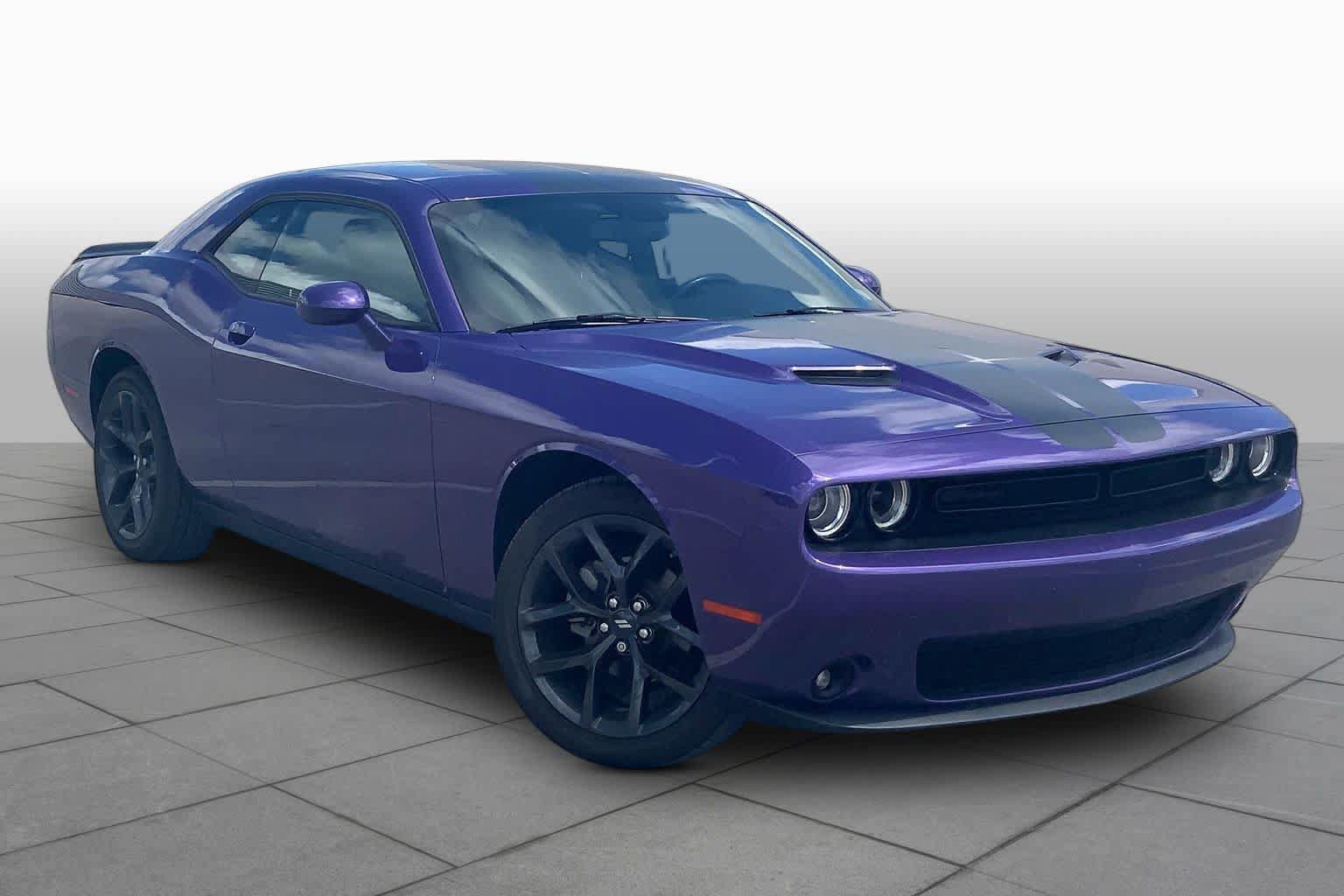 Used 2023 Dodge Challenger SXT w/ Blacktop Package RWD image 3