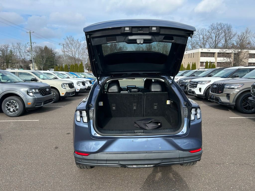 Certified 2021 Ford Mustang Mach-E Select image 8