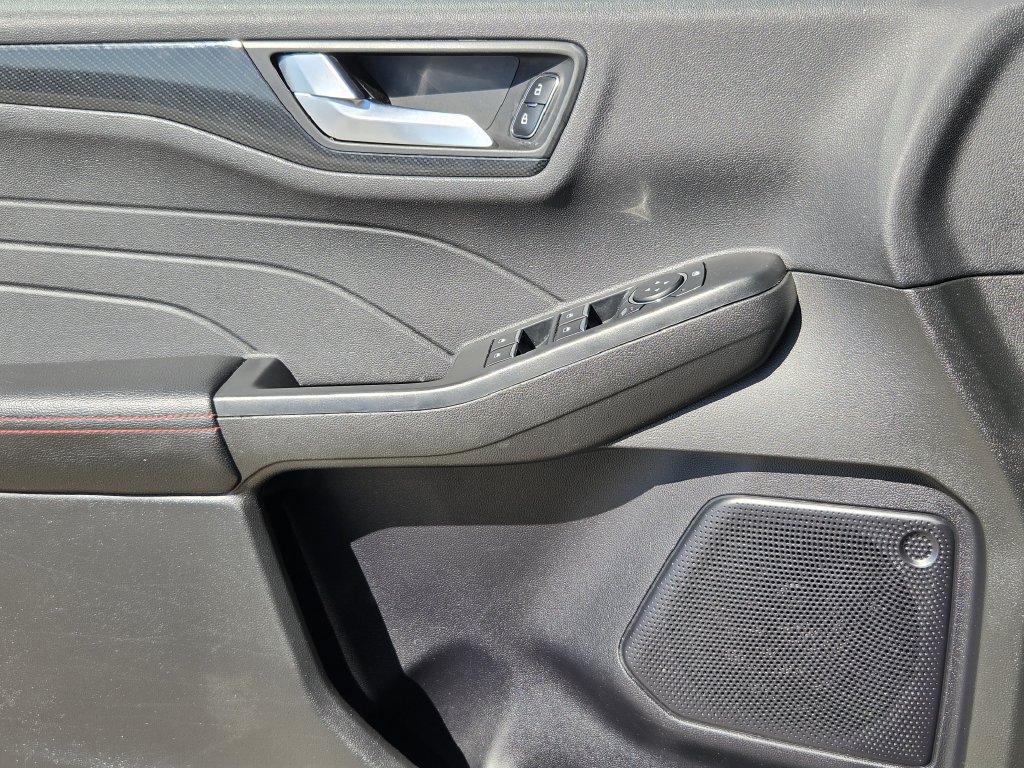 Certified 2024 Ford Escape ST-Line FWD image 22