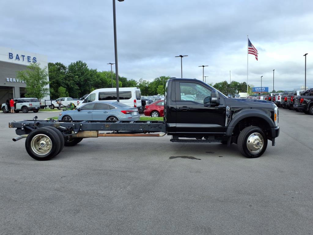 Certified 2025 Ford F550 4x4 Regular Cab Super Duty image 2