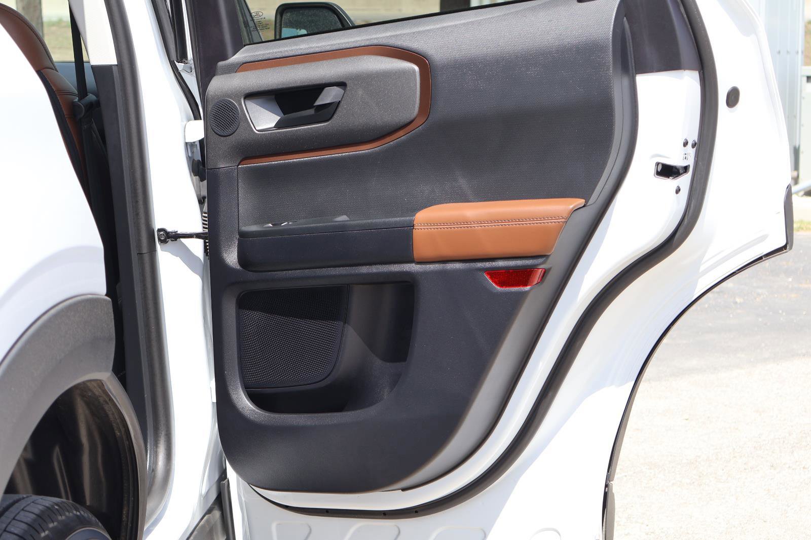 Certified 2025 Ford Bronco Sport Outer Banks w/ Outer Banks Tech Package+ image 35