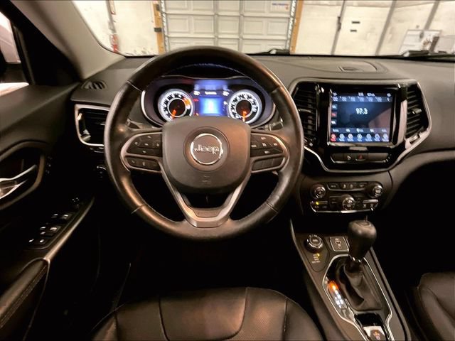 Used 2020 Jeep Cherokee Limited AWD/4WD image 5