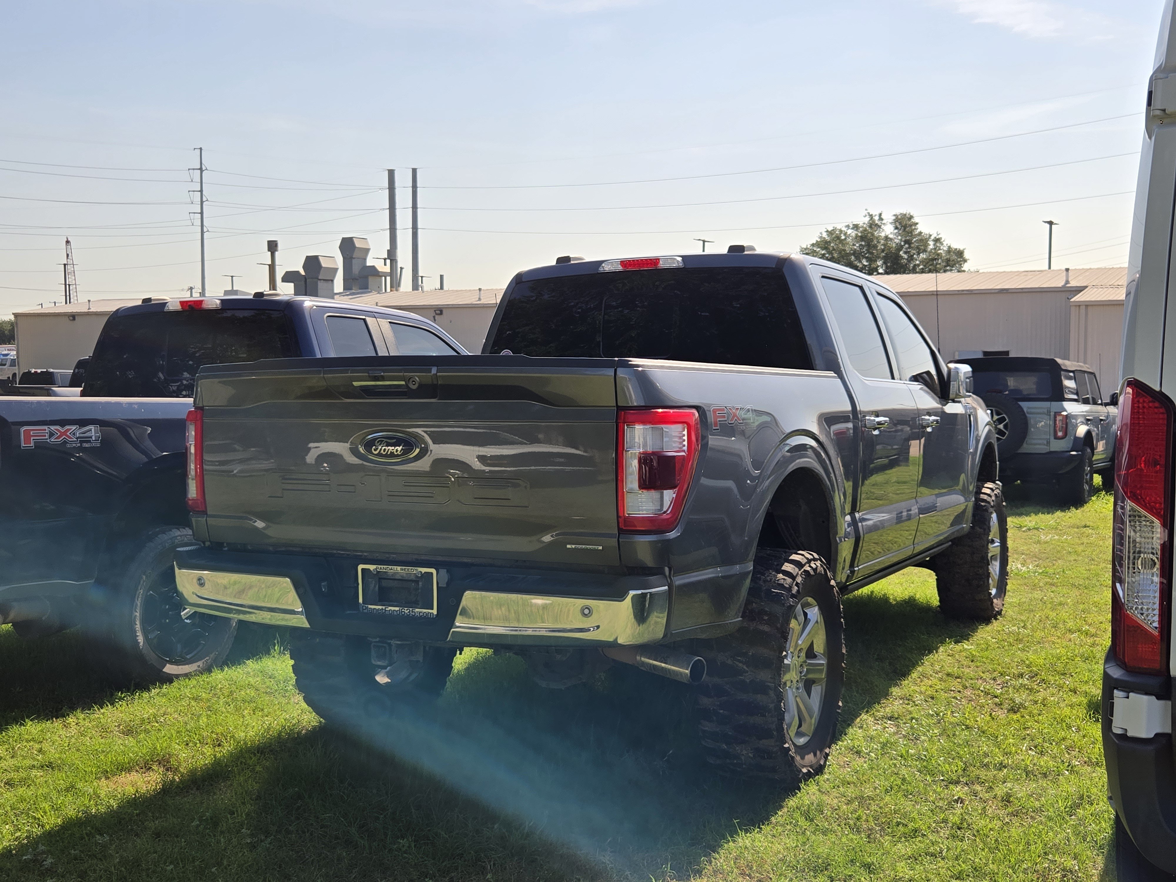 Certified 2023 Ford F150 Lariat w/ FX4 Off-Road Package AWD/4WD image 6
