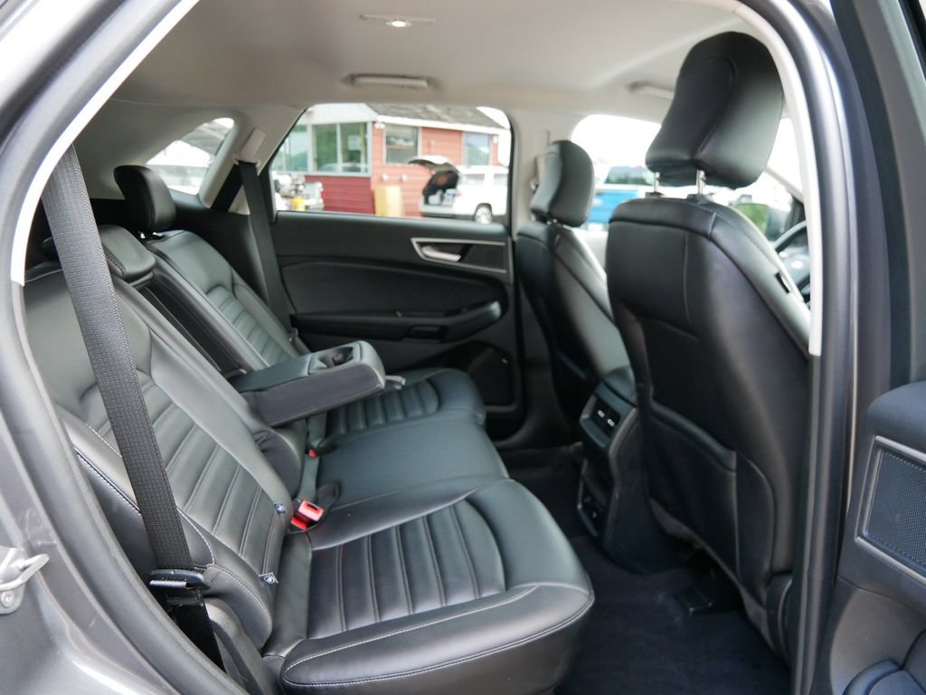 Certified 2024 Ford Edge SEL w/ Convenience Package AWD/4WD image 9