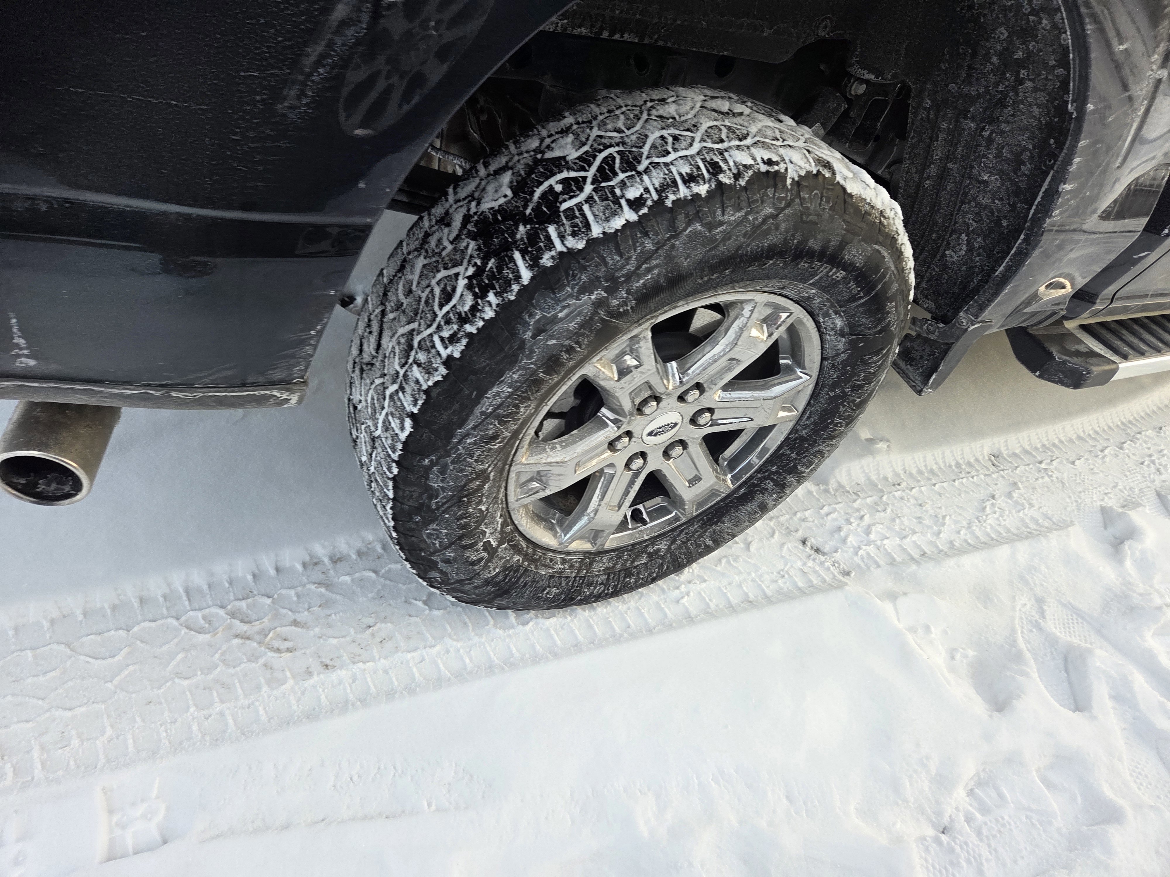 Certified 2022 Ford F150 Lariat w/ Equipment Group 502A High image 11