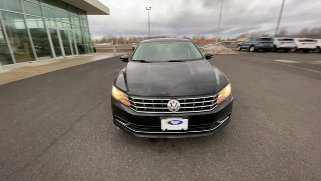Used 2019 Volkswagen Passat 2.0T Wolfsburg image 3