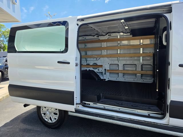 Certified 2025 Ford Transit 250 Low Roof w/ Exterior Upgrade Package RWD image 11