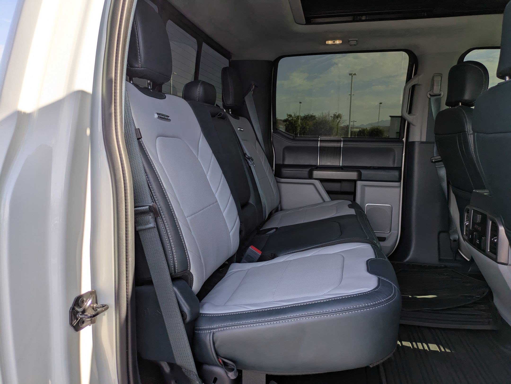 Certified 2022 Ford F350 Limited AWD/4WD image 33