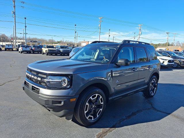 Certified 2024 Ford Bronco Sport Outer Banks w/ Tech Package image 3