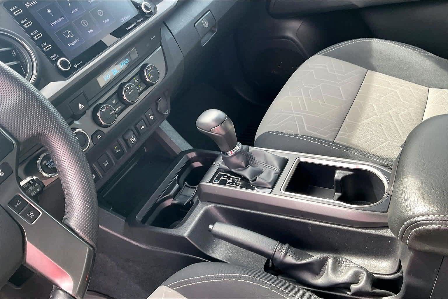 Used 2023 Toyota Tacoma TRD Off-Road w/ Technology Package AWD/4WD image 16