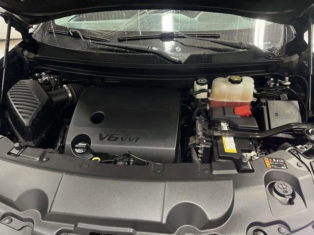 Used 2021 Chevrolet Traverse LS w/ LPO, Cargo Package image 10