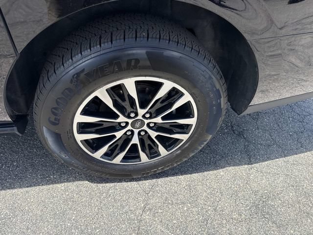 Certified 2025 Ford Expedition Max Platinum AWD/4WD image 14