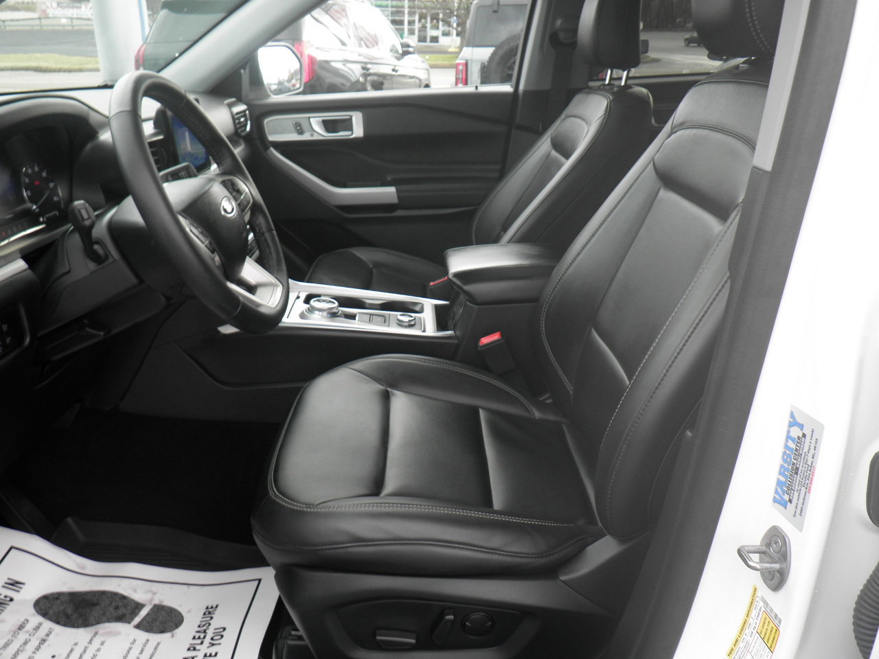 Certified 2024 Ford Explorer XLT w/ Equipment Group 202A image 15