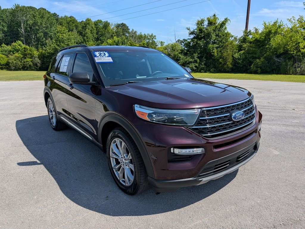 Certified 2023 Ford Explorer XLT w/ Equipment Group 202A RWD image 2