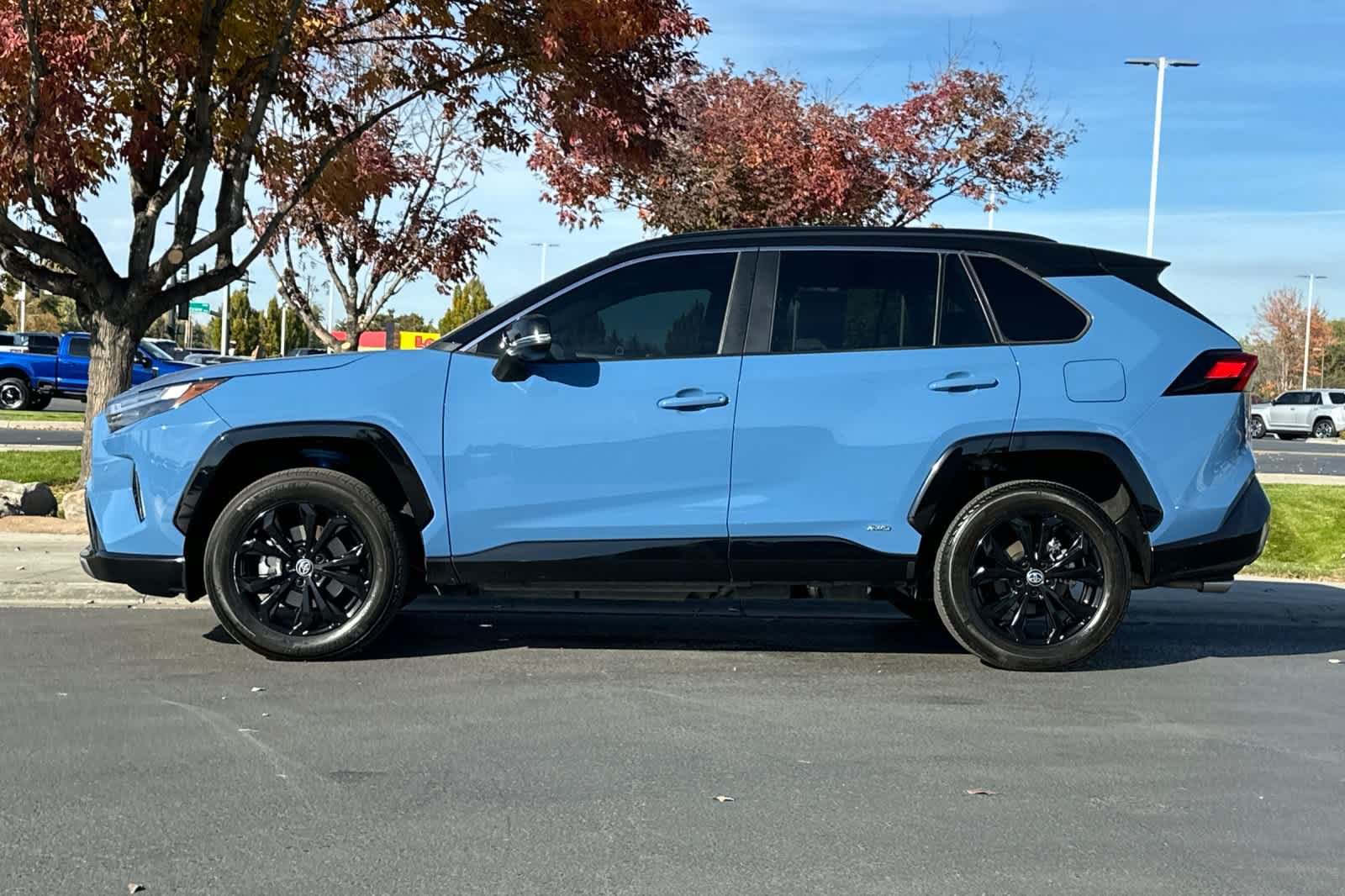 Used 2024 Toyota RAV4 XSE w/ Advanced Technology Package AWD/4WD image 5