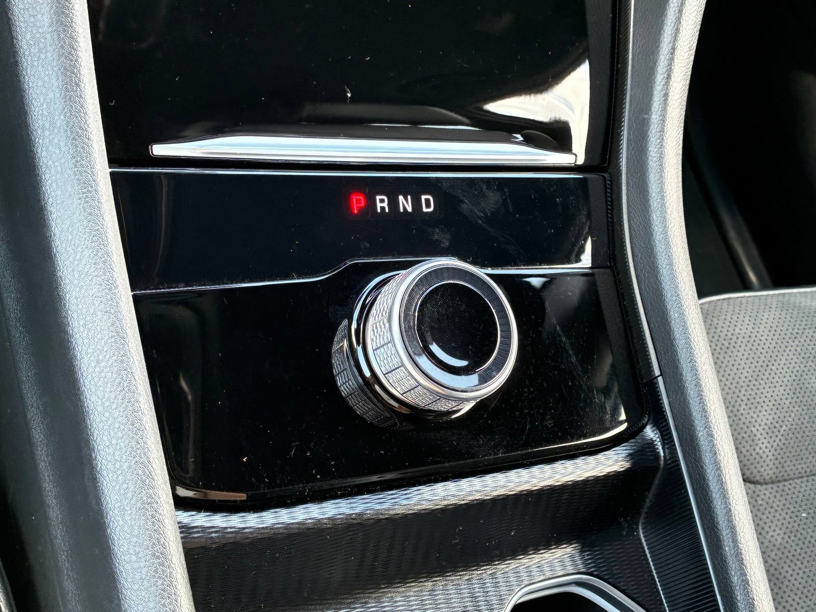 Used 2024 Jeep Grand Cherokee Altitude RWD image 24