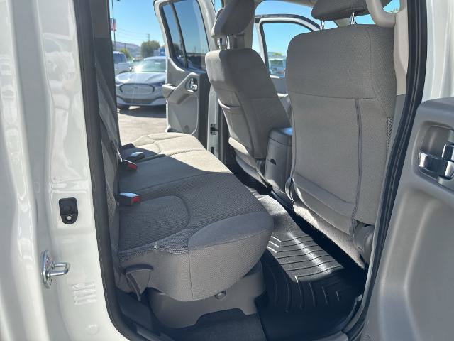 Used 2021 Nissan Frontier SV w/ Midnight Edition Floor Mats AWD/4WD image 19