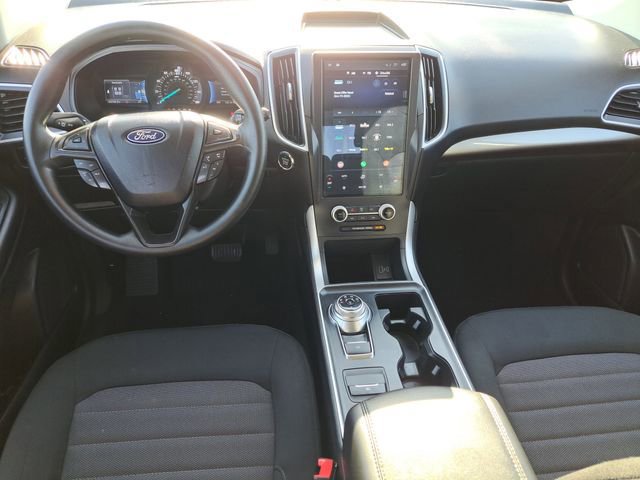 Certified 2024 Ford Edge SE w/ Black Appearance Package image 25