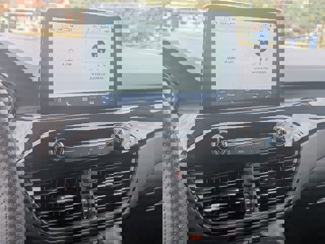 Certified 2025 Ford Escape ST-Line image 17