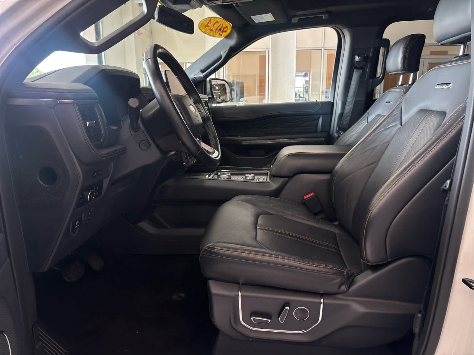 Certified 2024 Ford Expedition Platinum AWD/4WD image 25