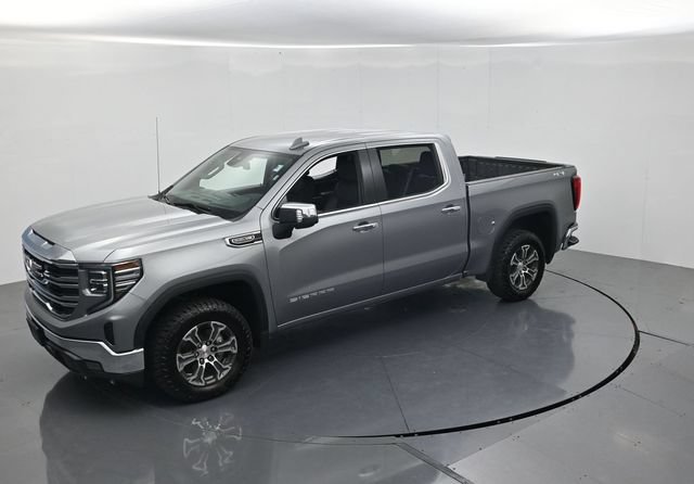 Used 2024 GMC Sierra 1500 SLT AWD/4WD image 46