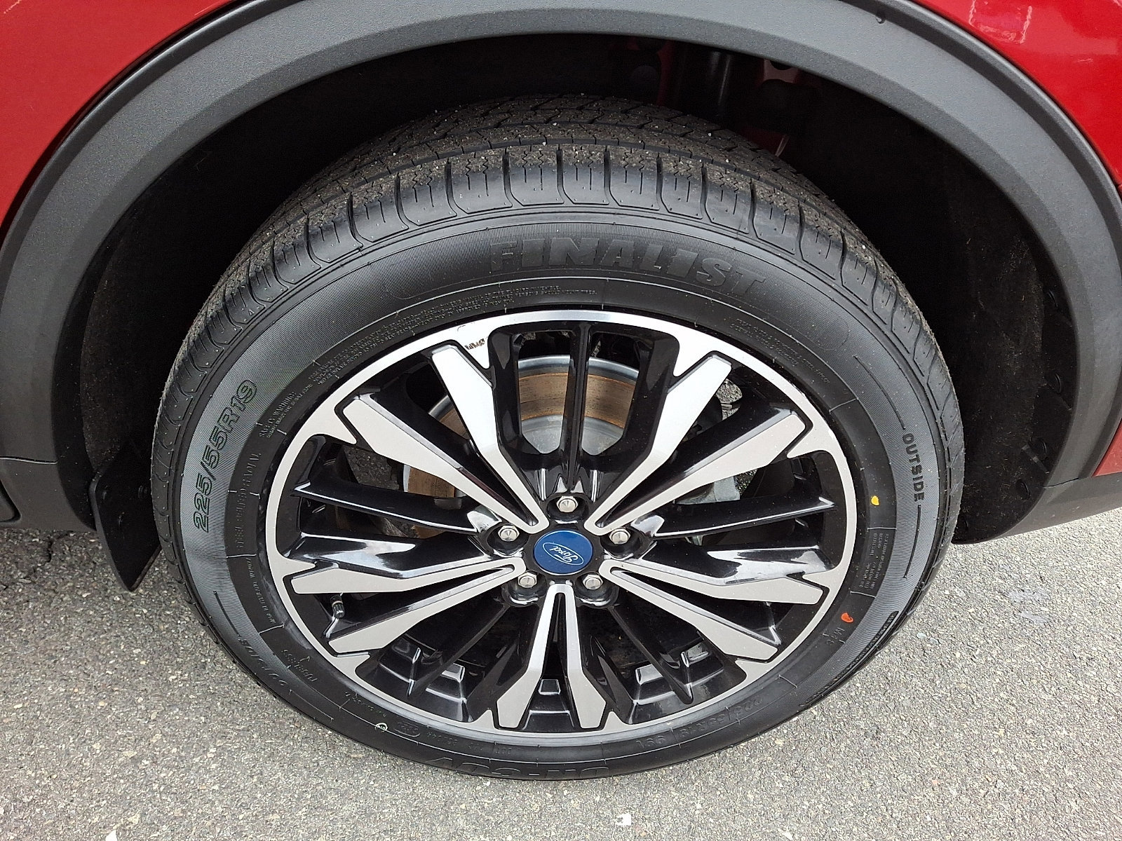 Certified 2022 Ford Escape SEL w/ SEL Stealth AWD Package image 28