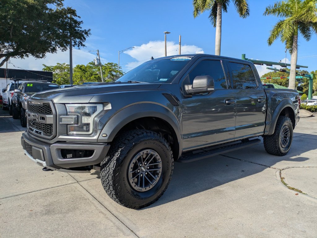 Certified 2019 Ford F150 Raptor w/ Equipment Group 802A Luxury AWD/4WD image 7