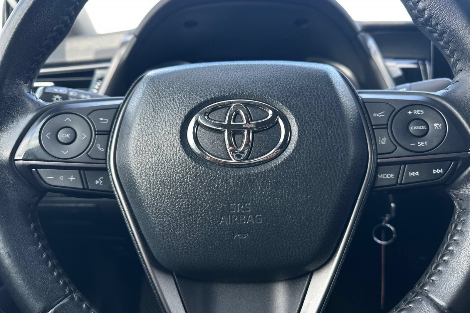 Used 2021 Toyota Camry SE w/ Carpet Mat Package (TMS) FWD image 20