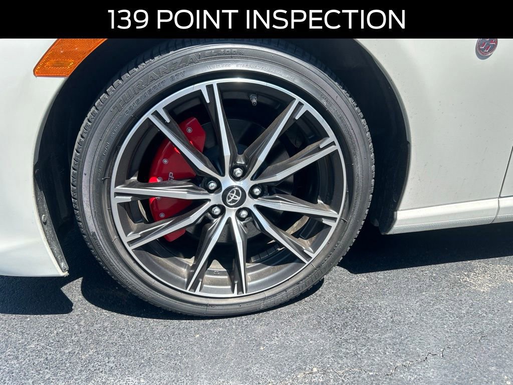 Used 2017 Toyota 86 RWD image 6