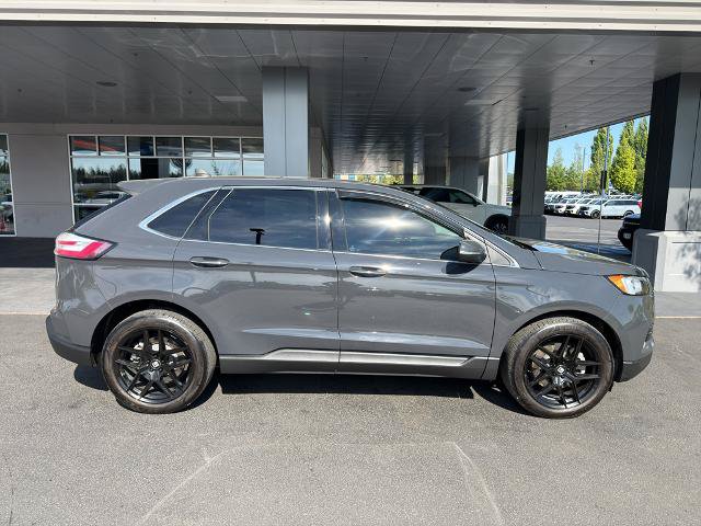 Certified 2021 Ford Edge Titanium w/ Class II Trailer Tow Package AWD/4WD image 8