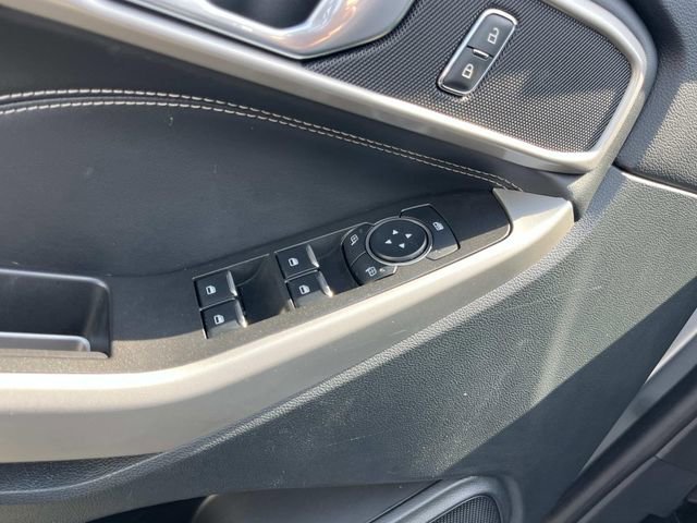 Certified 2024 Ford Explorer XLT image 29