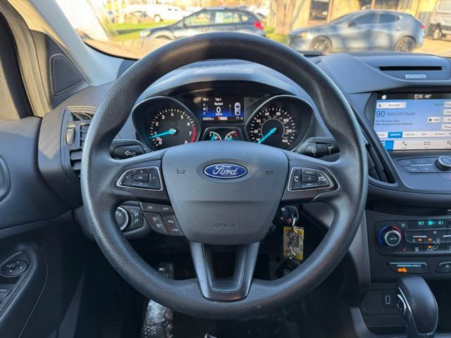 Certified 2018 Ford Escape SE w/ SE Sync 3 Package AWD/4WD image 36