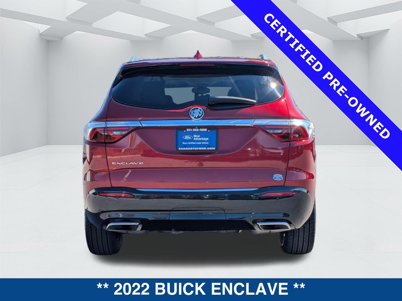 Used 2022 Buick Enclave Essence image 4