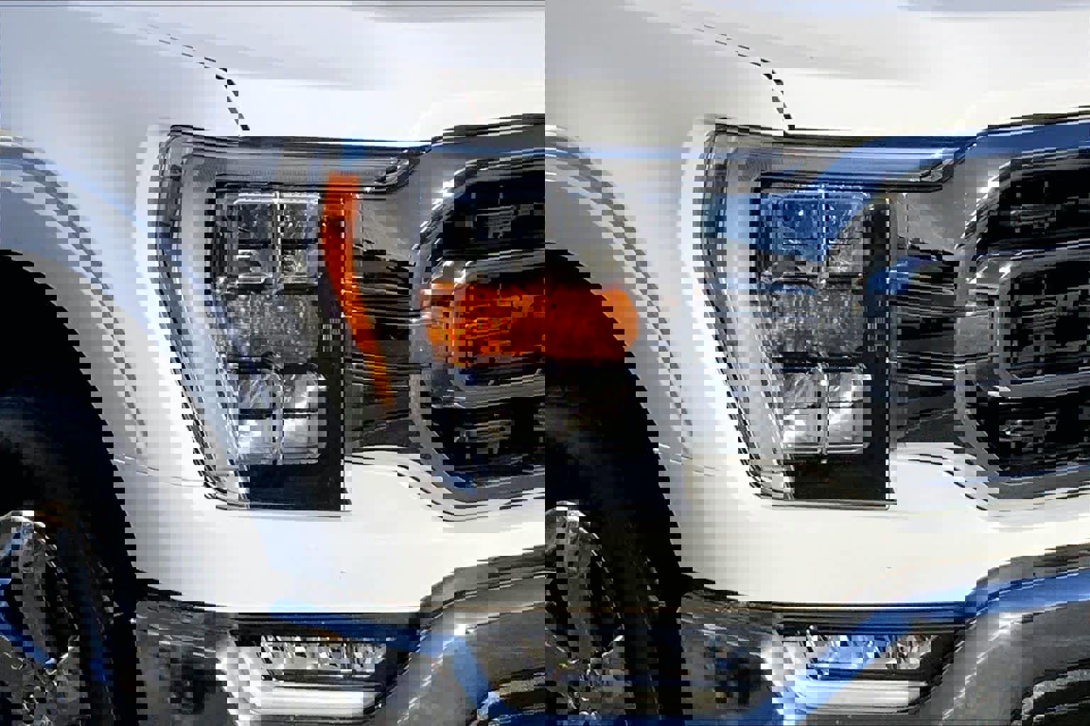 Certified 2022 Ford F150 XLT w/ Equipment Group 302A High image 24