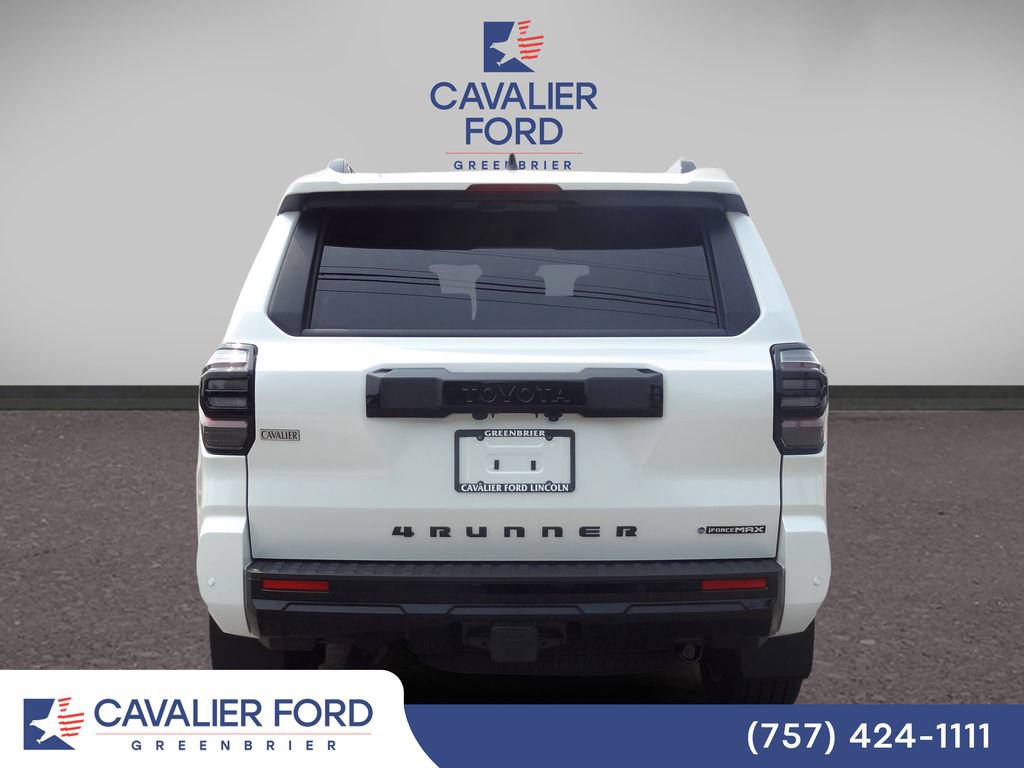 Used 2026 Toyota 4Runner Platinum AWD/4WD image 3