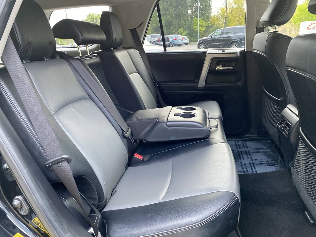 Used 2024 Toyota 4Runner SR5 Premium image 39