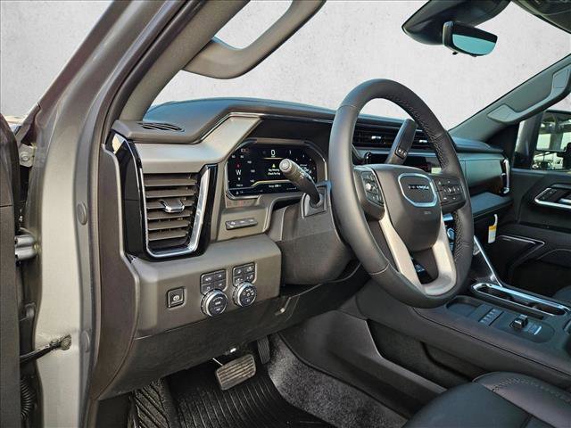 Used 2025 GMC Sierra 3500 Denali w/ Denali Reserve Package AWD/4WD image 11