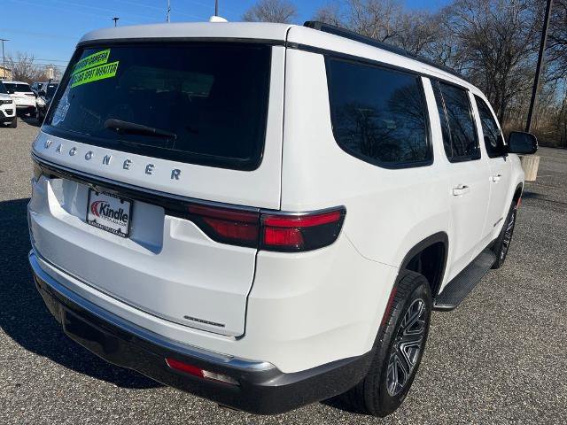 Used 2022 Jeep Wagoneer Series III w/ Flexible Seating Group image 4