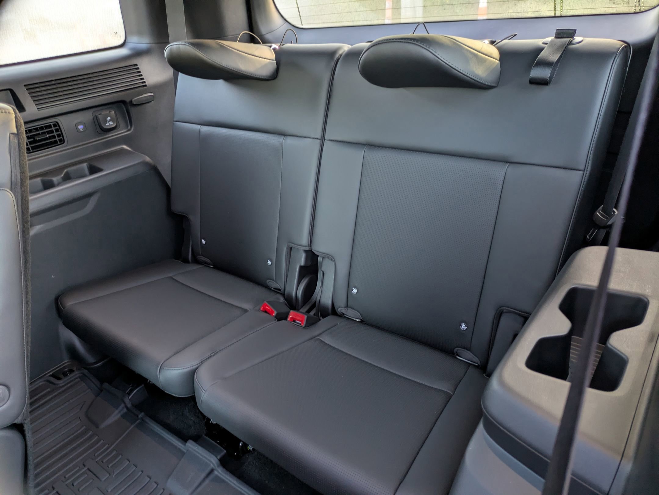 Used 2025 Hyundai Santa Fe Calligraphy image 30