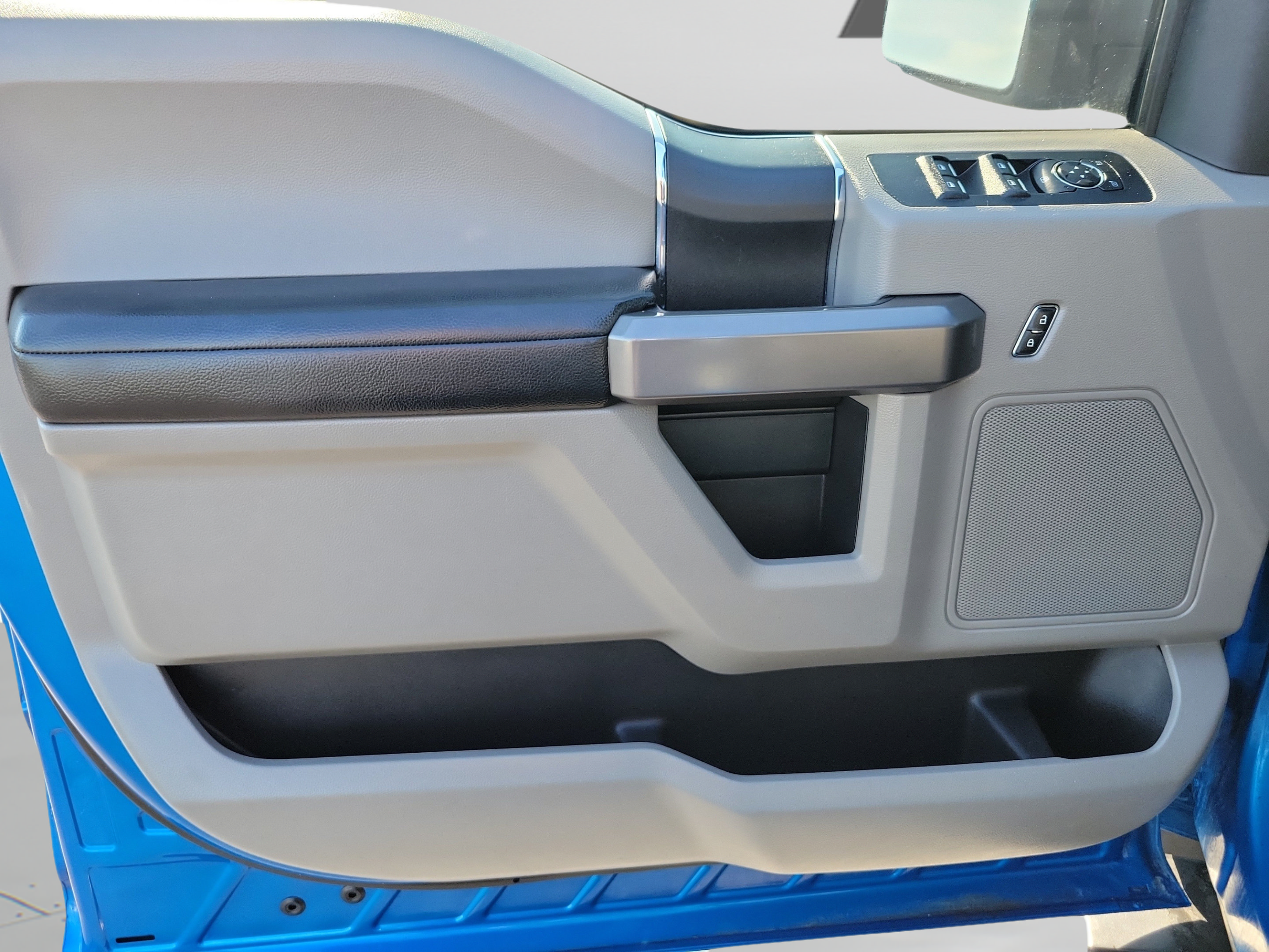 Certified 2019 Ford F150 XLT AWD/4WD image 17