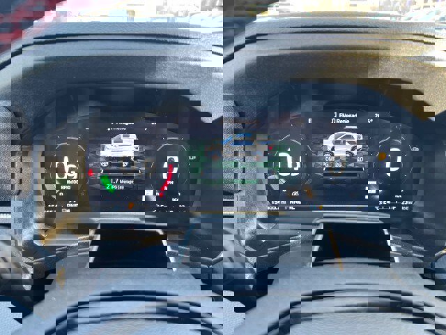 Certified 2025 Ford Explorer ST-Line w/ ST-Line Street Pack image 21