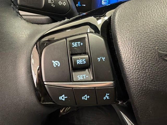Certified 2023 Ford Escape Active AWD/4WD image 24