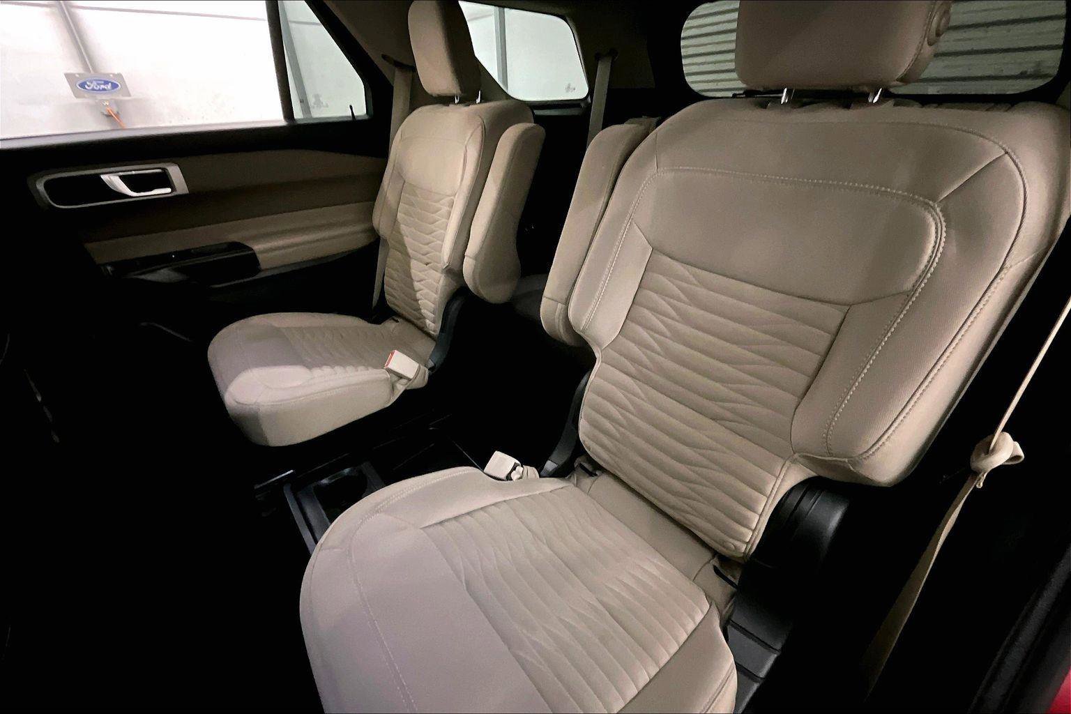 Certified 2020 Ford Explorer XLT w/ Class III Trailer Tow Package image 25