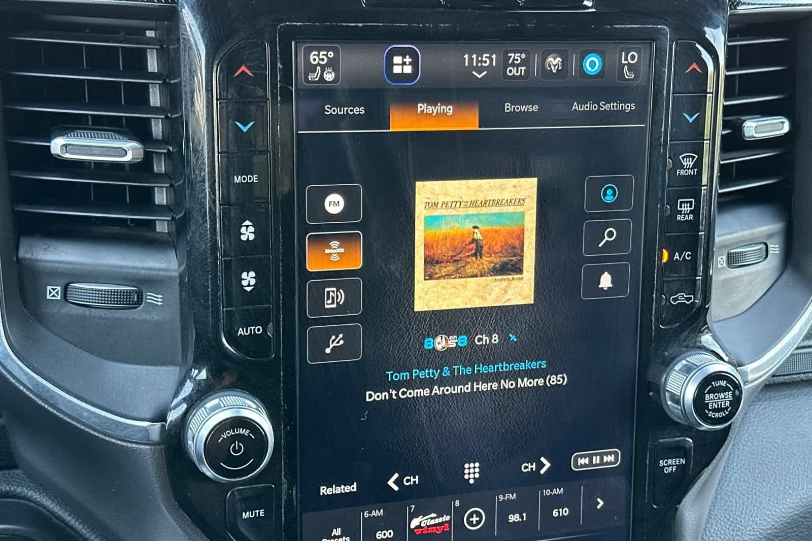 Used 2022 RAM 1500 Laramie w/ Sport Appearance Package image 17