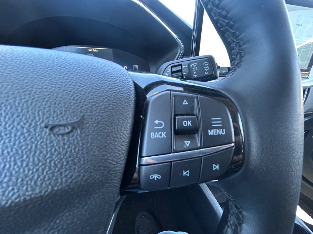 Certified 2025 Ford Escape Platinum AWD/4WD image 20